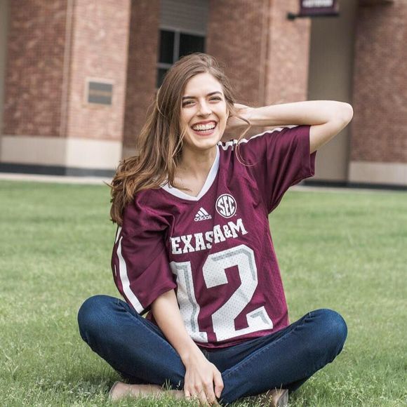 Meet your Posher, Rachel - Picture 1 of 1